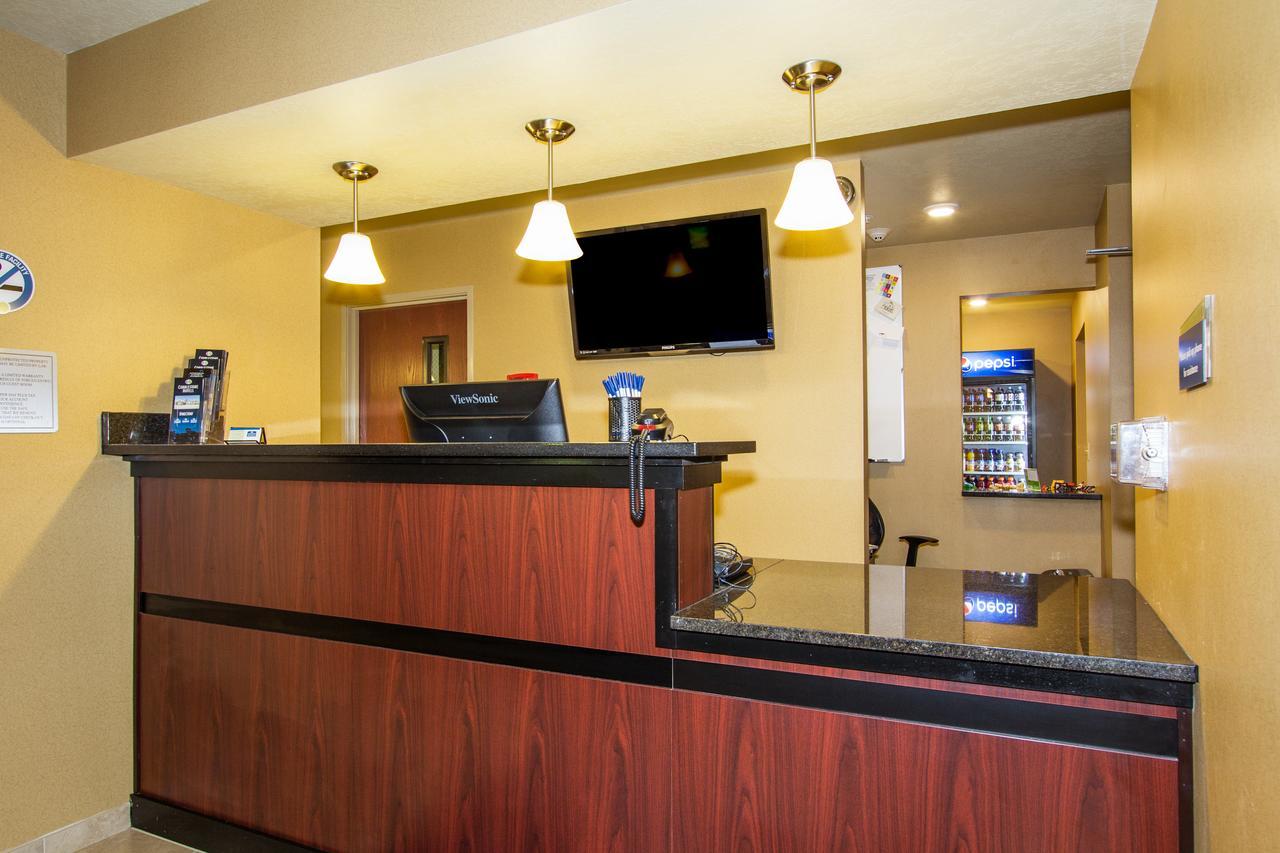 Cobblestone Inn & Suites - Corry Exterior foto