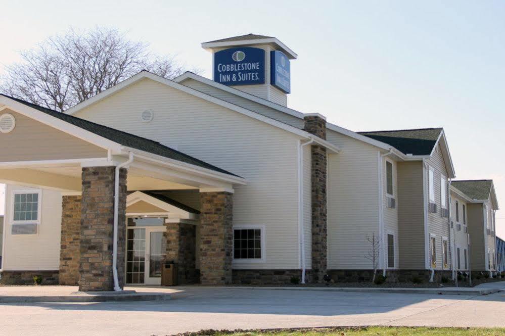 Cobblestone Inn & Suites - Corry Exterior foto