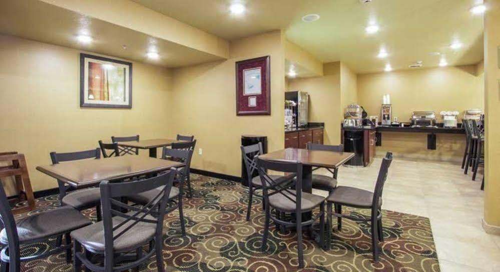 Cobblestone Inn & Suites - Corry Exterior foto